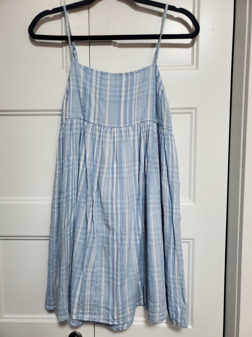 American Eagle Sundress Light Blue Striped  Sleeveless Spaghetti Strap Small Bow